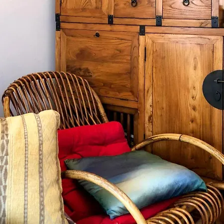 At Aunt Daniela House Oasis On Silence *