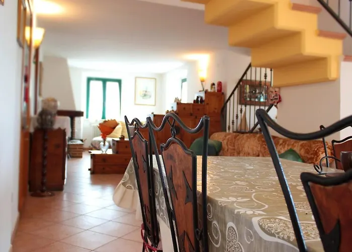 At Aunt Daniela House Oasis On Silence *